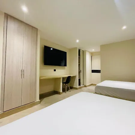 Hotel The Host At Santa Marta
